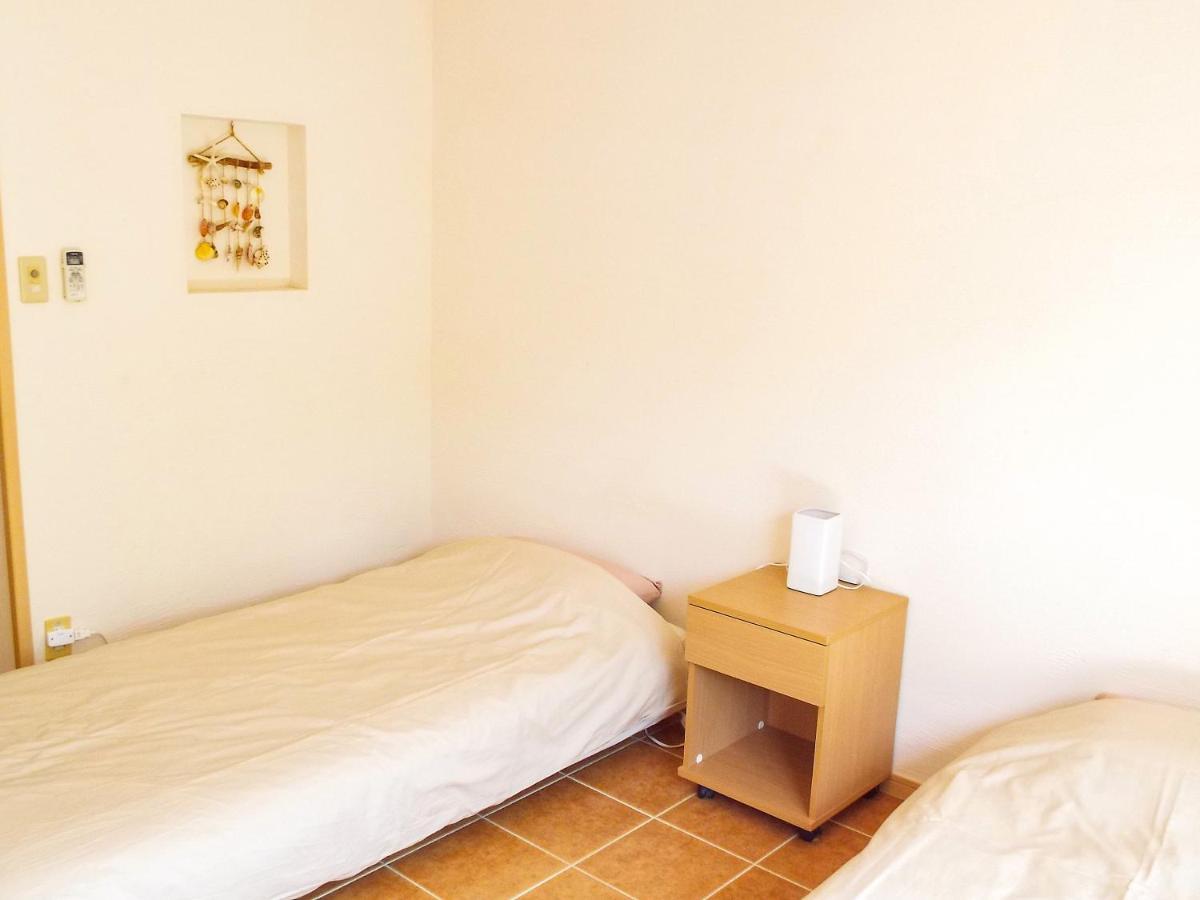 Hotel Asobibase Yamabare-House Ishigaki  Exterior foto
